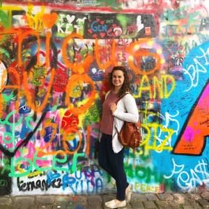 Meet your Posher, Ally